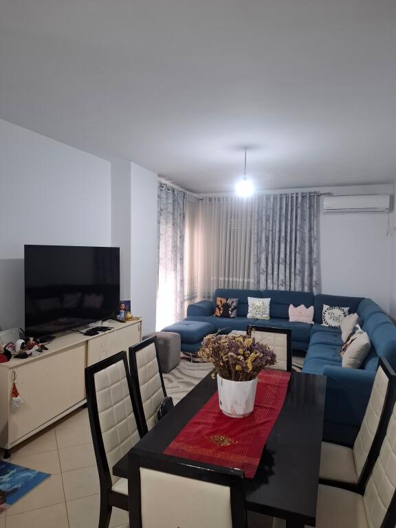 Apartament 1+1 i Mobiluar – Përballë Shkollës "Ibrahim Rugova", Kamëz