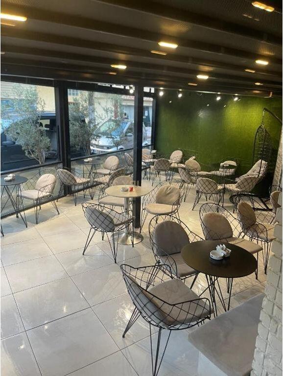 SHESIM BIZNES BAR , FAST-FOOD/ KREPERI PRANE KRYQEZIMIT TE VASIL SHANTOS !! 8,500 €