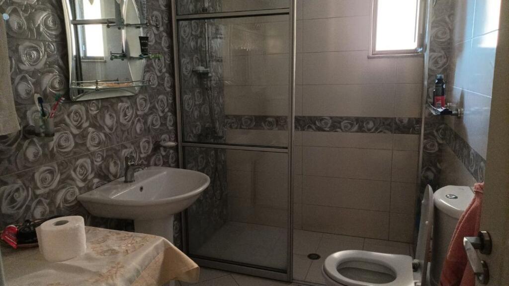 Apartament 2+1 me qera Ish Fusha e Aviacionit Tirane