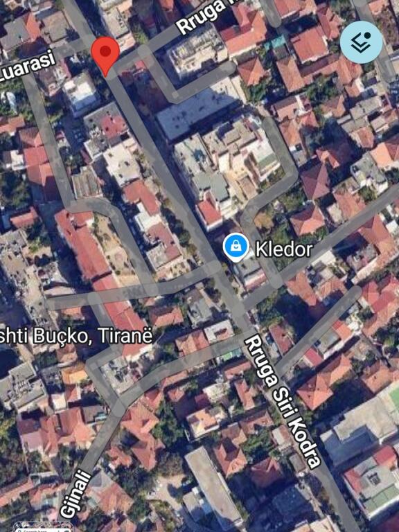 Shitet apartament 2+1+ 1 post parkim  Rruga Siri  Kodra