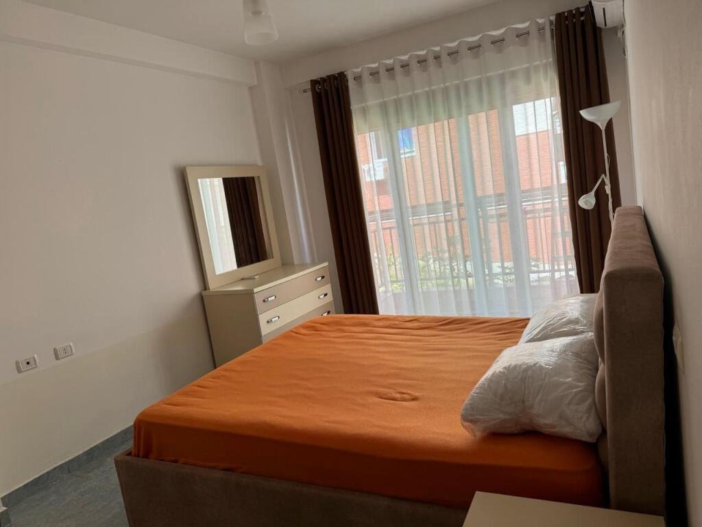 apartament 1+1 tek liqeni i thate