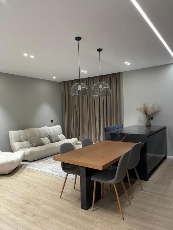 Apartament 2+1 për qira – ETC