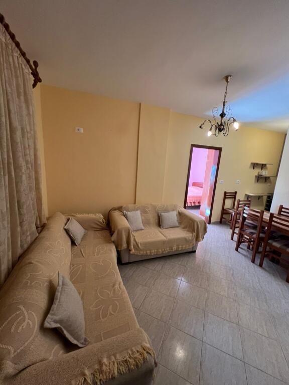 🏡✨ Jepet me Qira Super Apartament 1+1 – Shkëmbi i Kavajës (Afatgjatë)