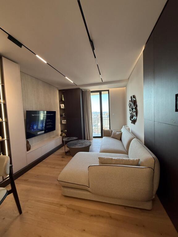 🏠Jepet me qira Apartament 1+1 📍Golden Tower Residence, Mine Peza ✨I investuar ne detaje, i pabanuar me pare 💶 Çmimi: 1200€