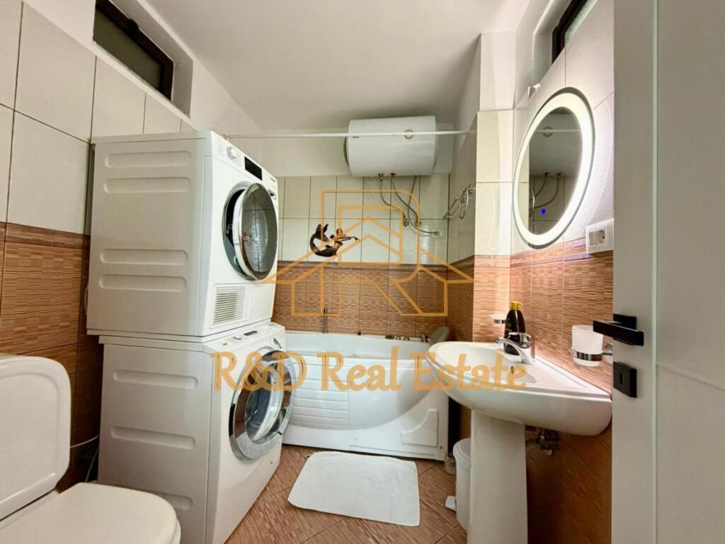 🏡 Apartment 3+1 + balcony for rent – Bajram Curri Boulevard