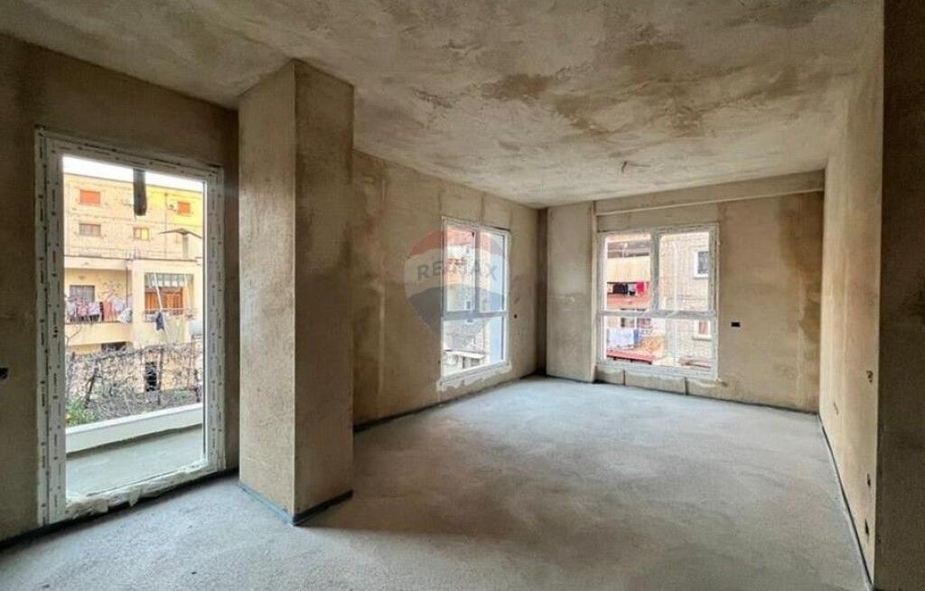 Apartment 2+1 for sale in Ali Dem