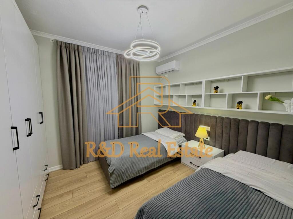 🏡 Apartment 3+1 + balcony for rent – Bajram Curri Boulevard