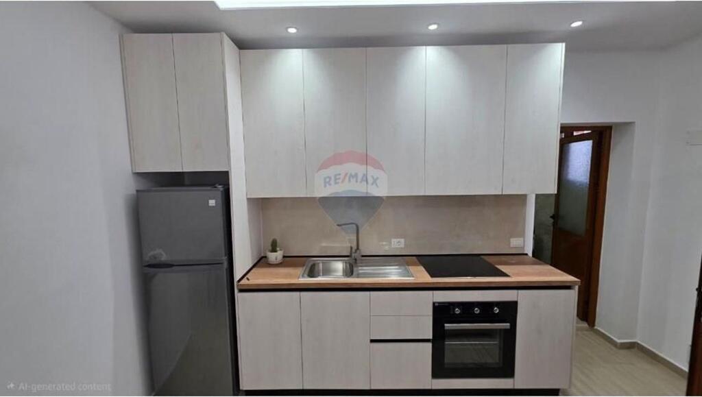 🏠 Apartament 2+1 me Qira – Rruga Dervish Hekali, Vlorë