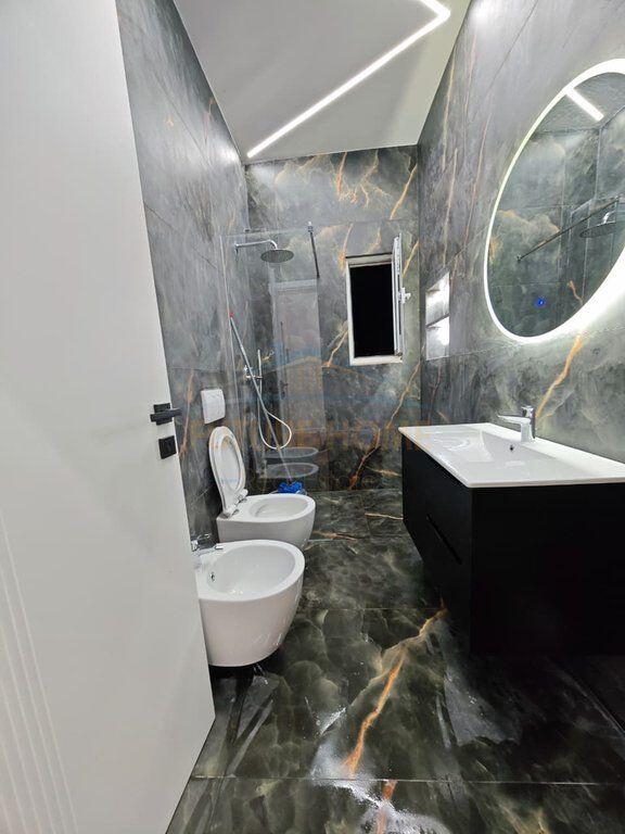 Apartment for sale 2+1+2+2, Main Boulevard, Durres