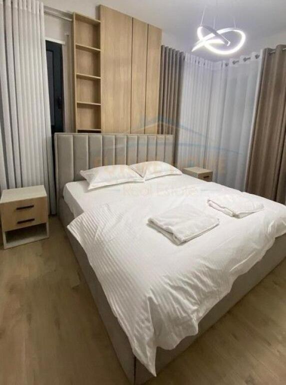 Qera, Apartament 2+1+2+2 Poste Parkimi, Qender!!