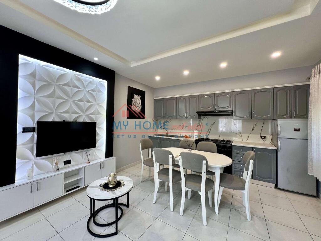 Vile ne shitje tek Ish-Dogana ne Tirane