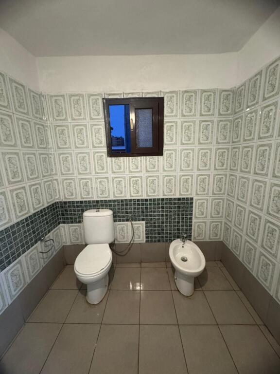 Jepet me qira kati i 2-të i nje shtepije private 2+1 - Don Bosko!!!