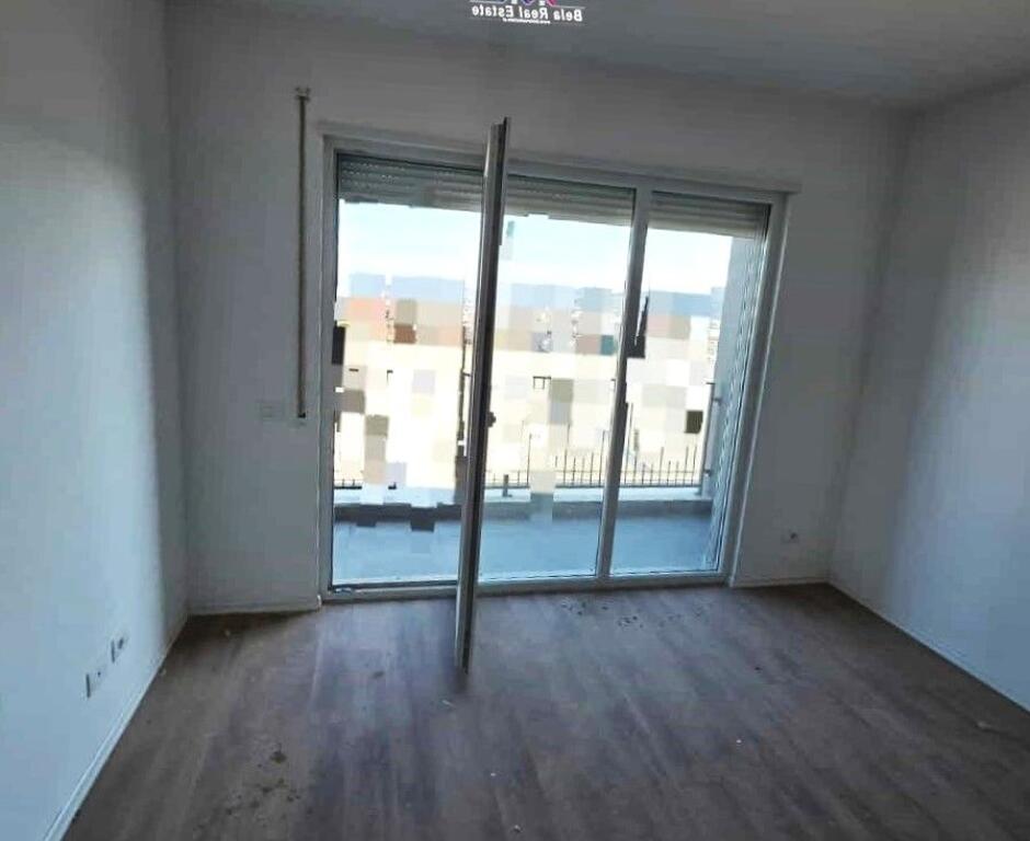 Zyre Me Qera 2+1 Tek Univers City (ID BZ2790) Tirane