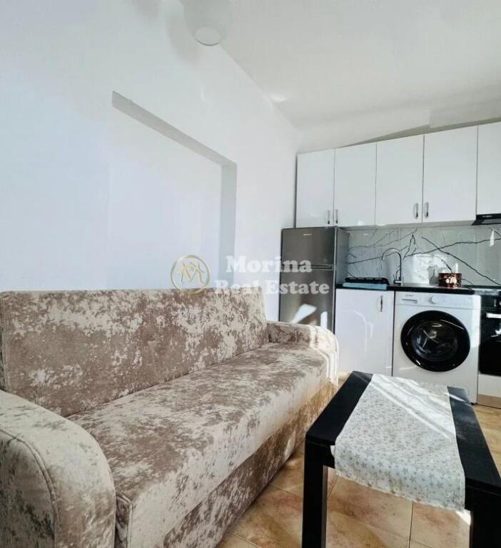 Qera | Shtëpi private 1 + 1 | Xhamlliku | 200 €/muaj