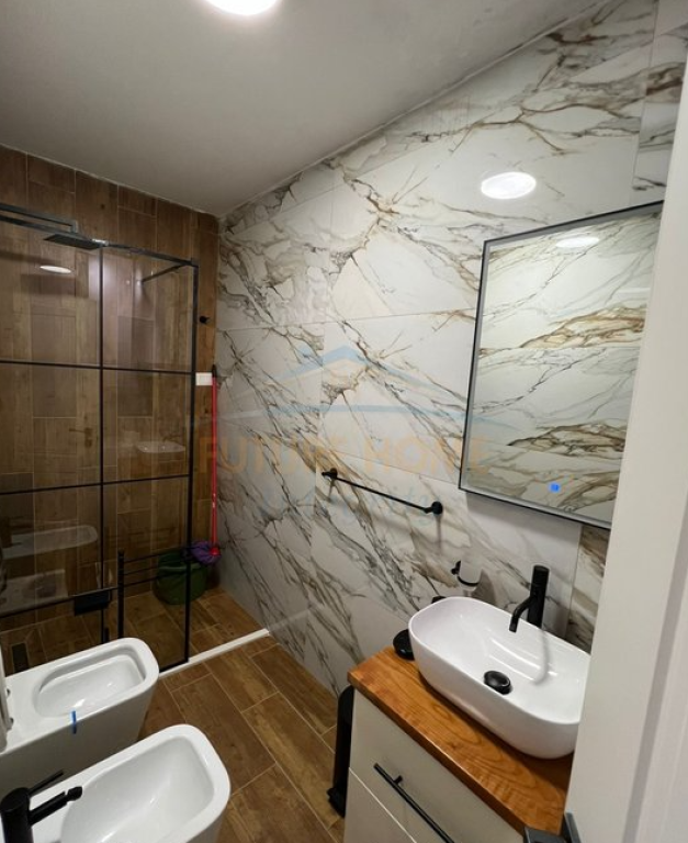 Affitto, Appartamento 2+1, Oxhaku, Tirana.