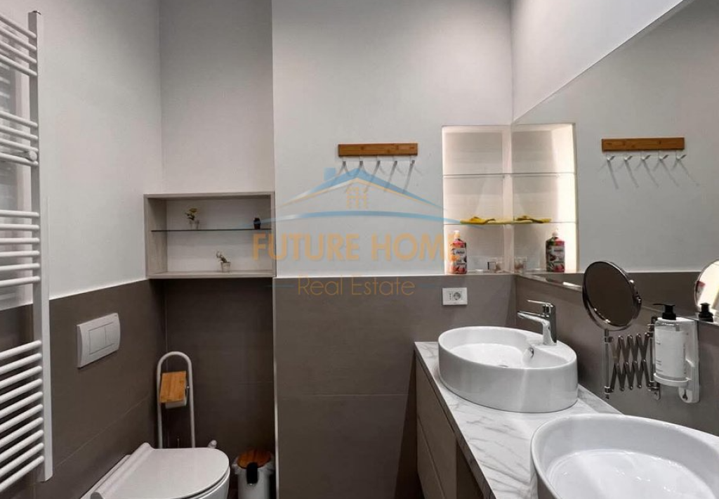 Rent, 1+1 Apartment at the Paris Commune!