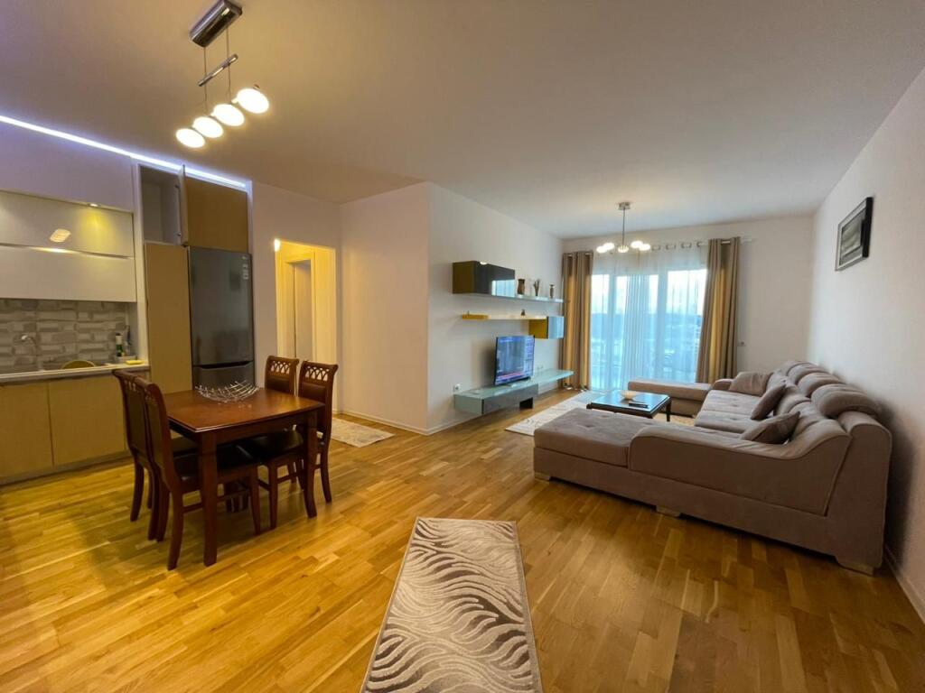 2+1 apartment for rent near the Botanical Garden.