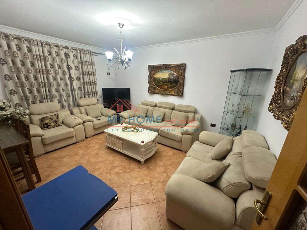 Apartment 1+1 for rent at Oxhaku in Tirana