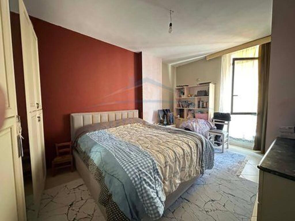 Shitet , Apartament 2+1+2, Yzberisht