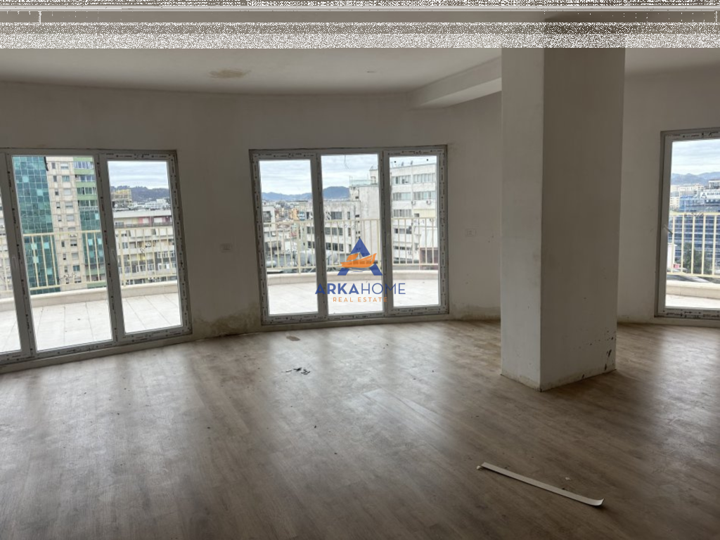 PENTHOUSE IN AFFITTO "A ZOGU I ZI" 1700 EURO