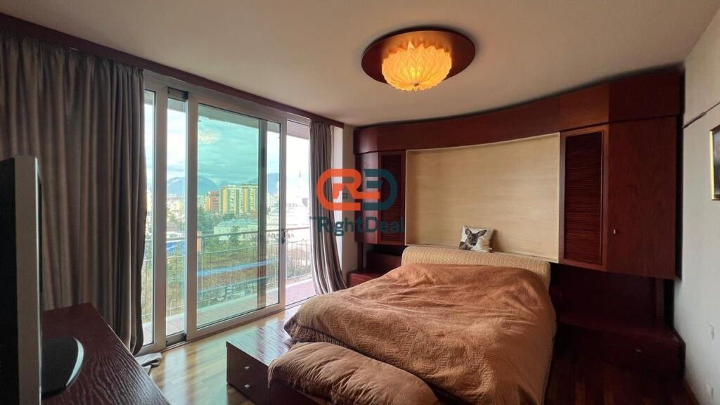 Tek ETC, Jepet Me Qira Super Apartament 3+1+2 I Mobiluar !!!