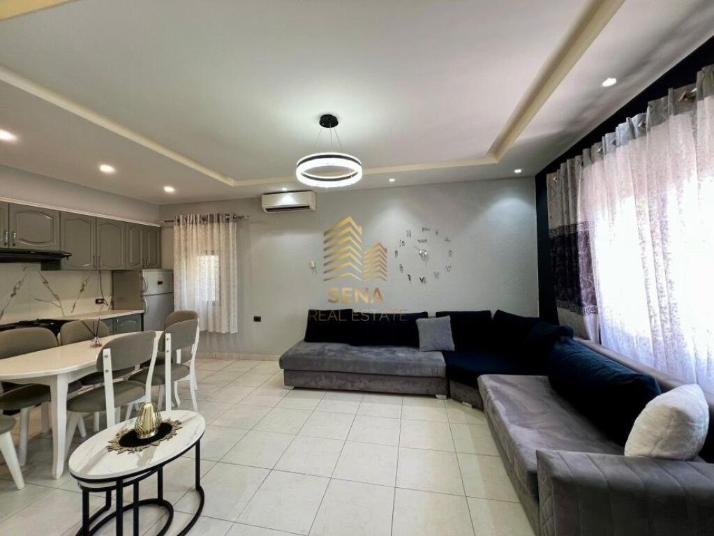 Shitet, Truall + Objekt 1-Katesh ,Ish Dogana – Laprake, 315.000 Euro