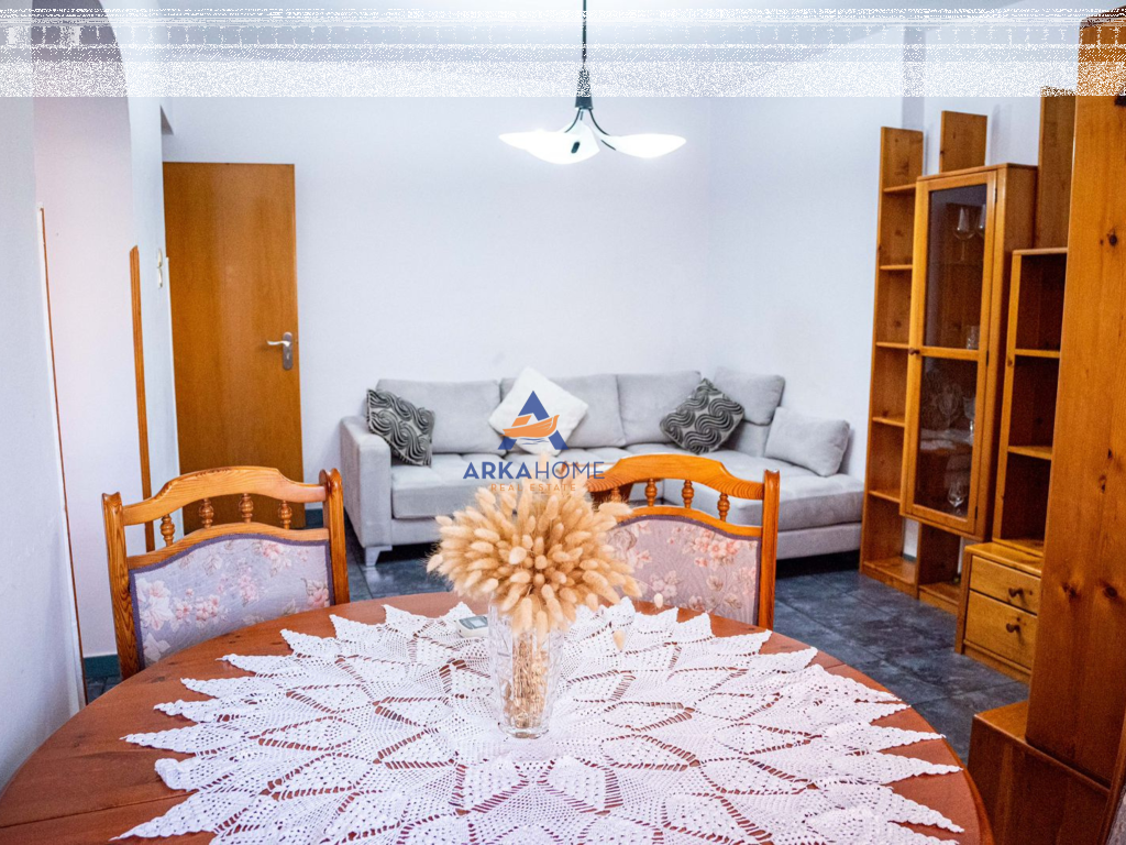 FOR RENT 2+1 APARTMENT "AT THE NEW MARKET" 700 EURO