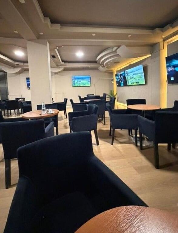 Shitet, Hotel, Misto Mame, Tirane.