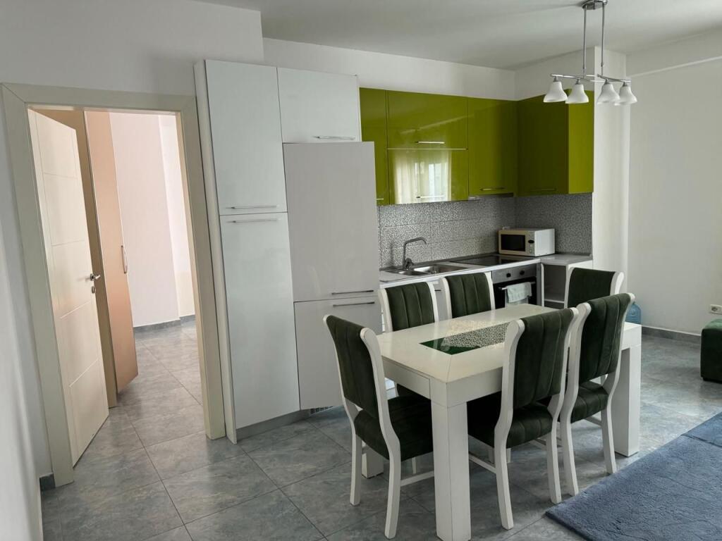 apartament 1+1 tek liqeni i thate