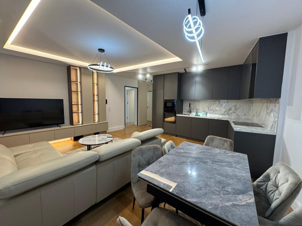 Apartment 2+1+2+parking space for sale at Lake View Residence, Lake