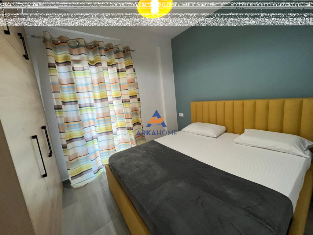 JEPET ME QERA SHTÈPI PRIVATE 1 KATESHE "SELITE" 60000 LEKE