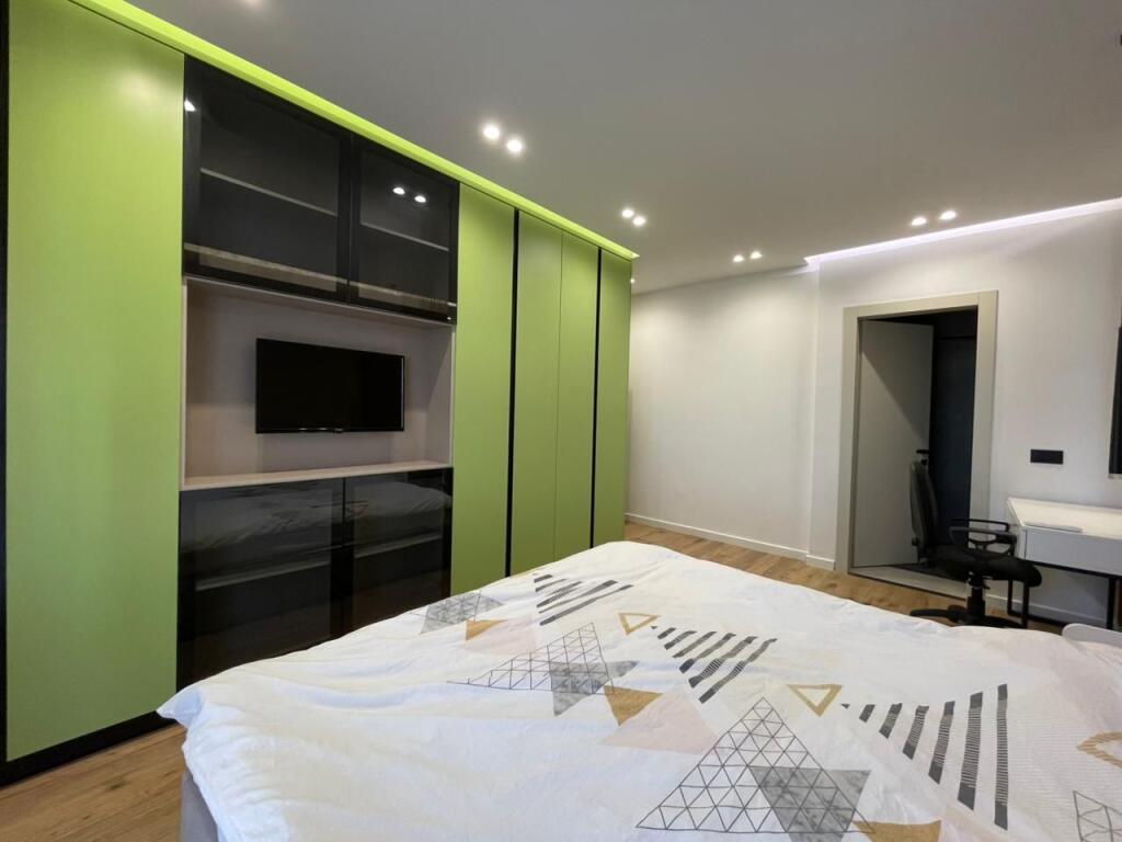 Apartment 2+1+Parking for rent at the Olympic Complex in the Paris Municipality.