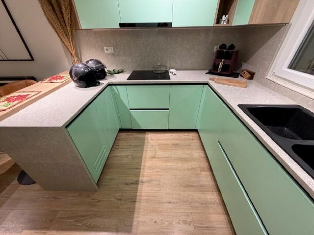 Apartament me qira 64m2 – Myslym Shyr (prane Gjykates se Shkalles se Pare)