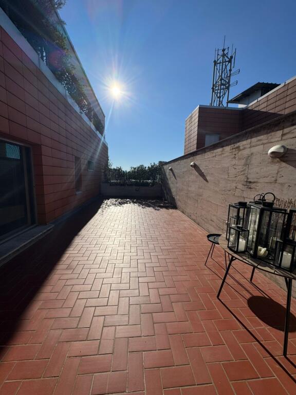 APARTAMENT LUKSOZ 2+1 ME QERA TEK ETC