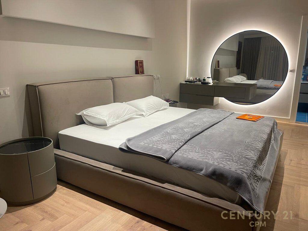 Apartment 2+1+2 for rent in Ish Bllok, near the University Bookstore.