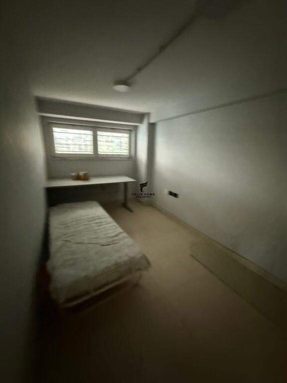 BUSINESS PREMISES FOR SALE 150 M2 CENTER 330,000 EURO