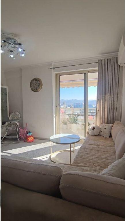 Appartamento 2+1 in vendita a Casa Italia! 140.000 €