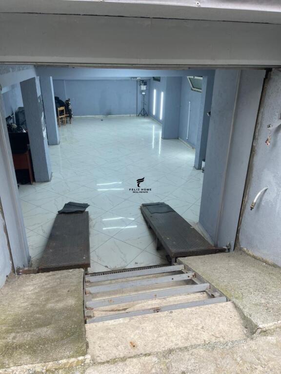 WAREHOUSES FOR RENT 80 M2 SELITE 550 EURO