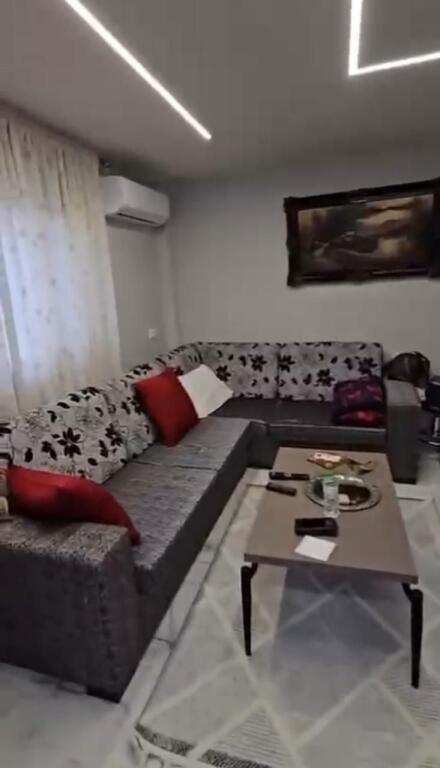 Apartament me qera 1+1 - 📍Shkolla e Kuqe