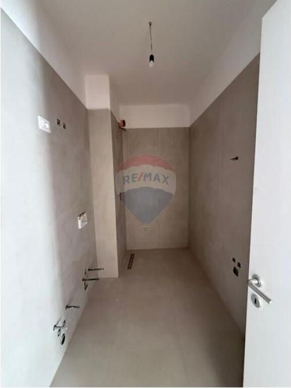 VENDESI APPARTAMENTO 1+1 TIRANA INGRESSO 1 !