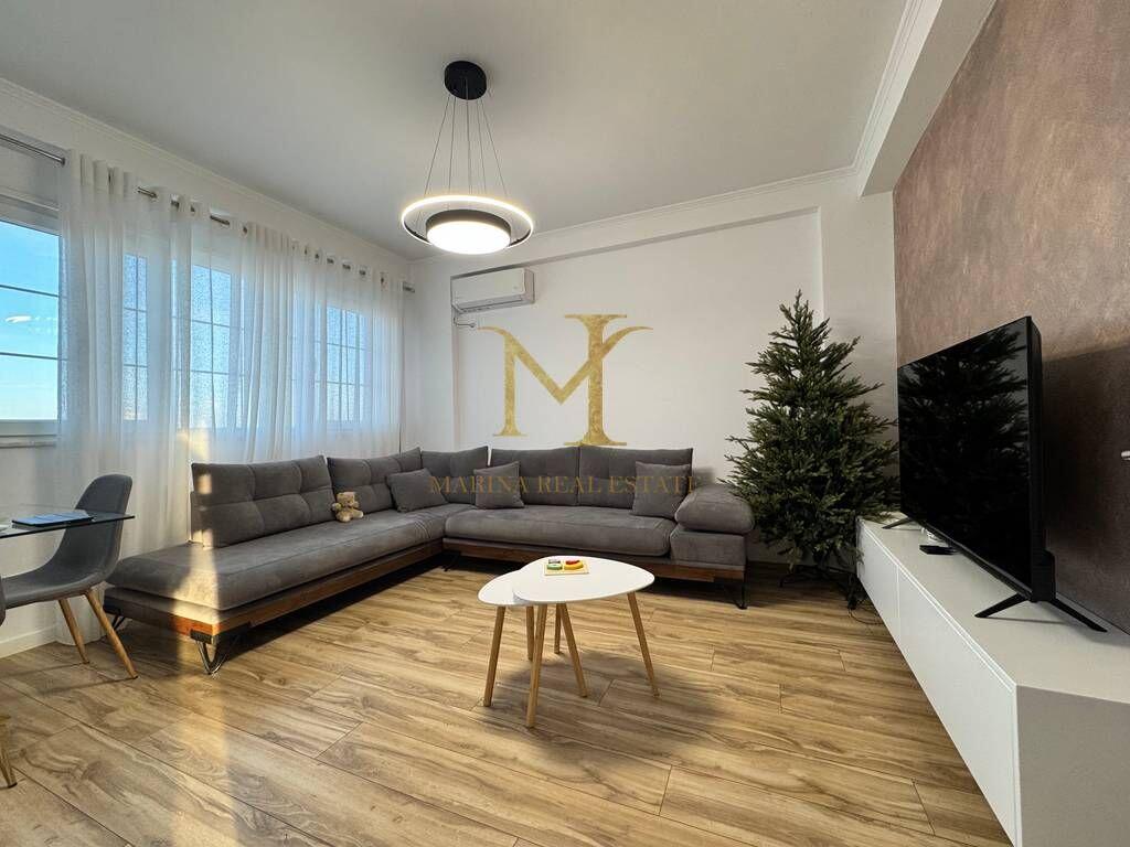 Jepet me qera 2+1+2 banjo, ne Plazh (Ura e Dajlanit)