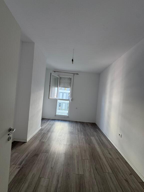 Apartament 2+1 me qira