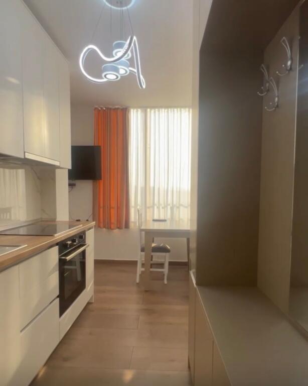 Garsoniere me qera tek Rruga e Kosovareve!