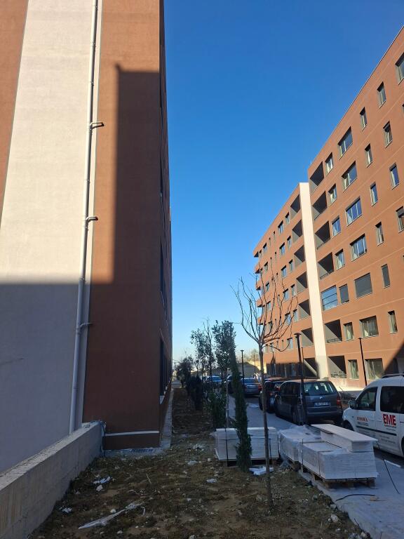 VENDESI APPARTAMENTO NUOVO AL PALAZZO DELLE BRIGATE 192.000 €