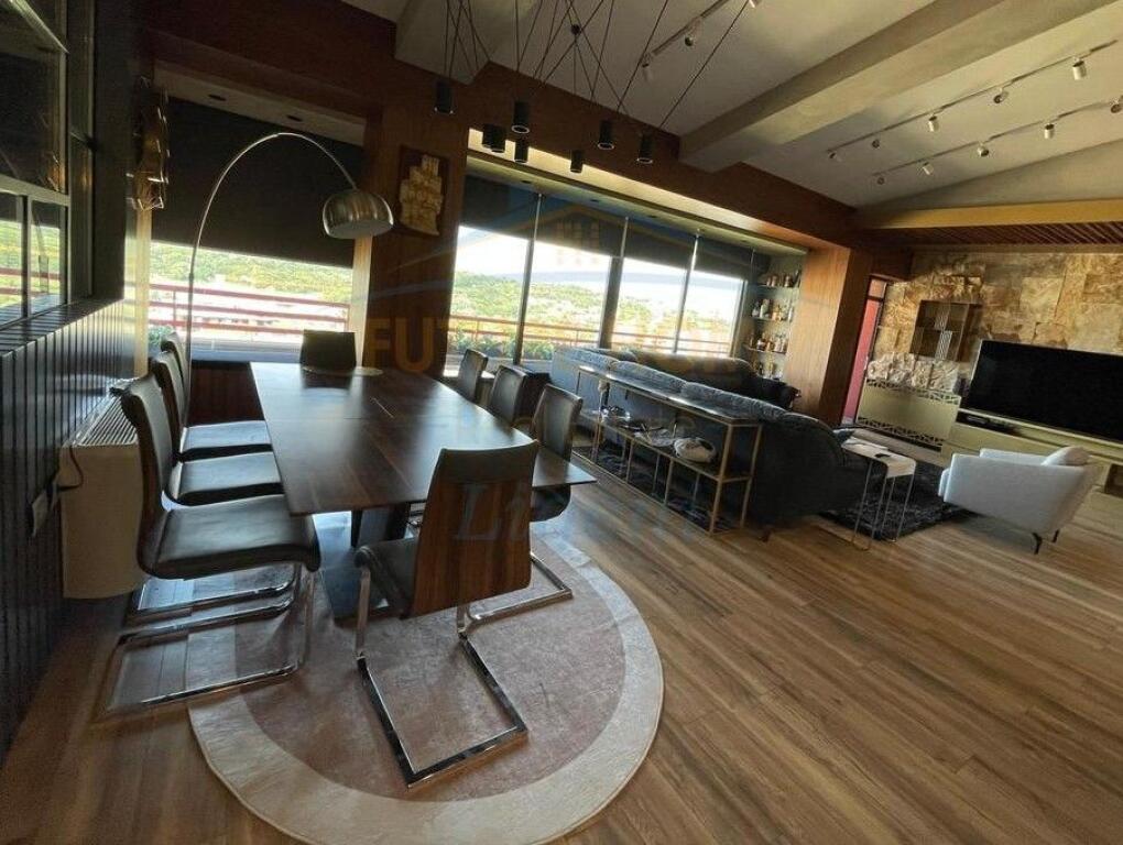 Affitto, Duplex 3+1+3+Posto Auto, Lago Secco, Tirana.