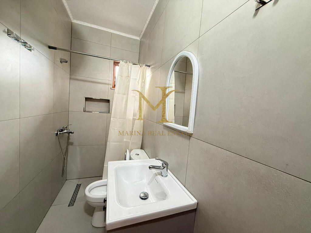 APARTAMENT 1+1 ME QERA , PLAZH HEKURUDHA !!