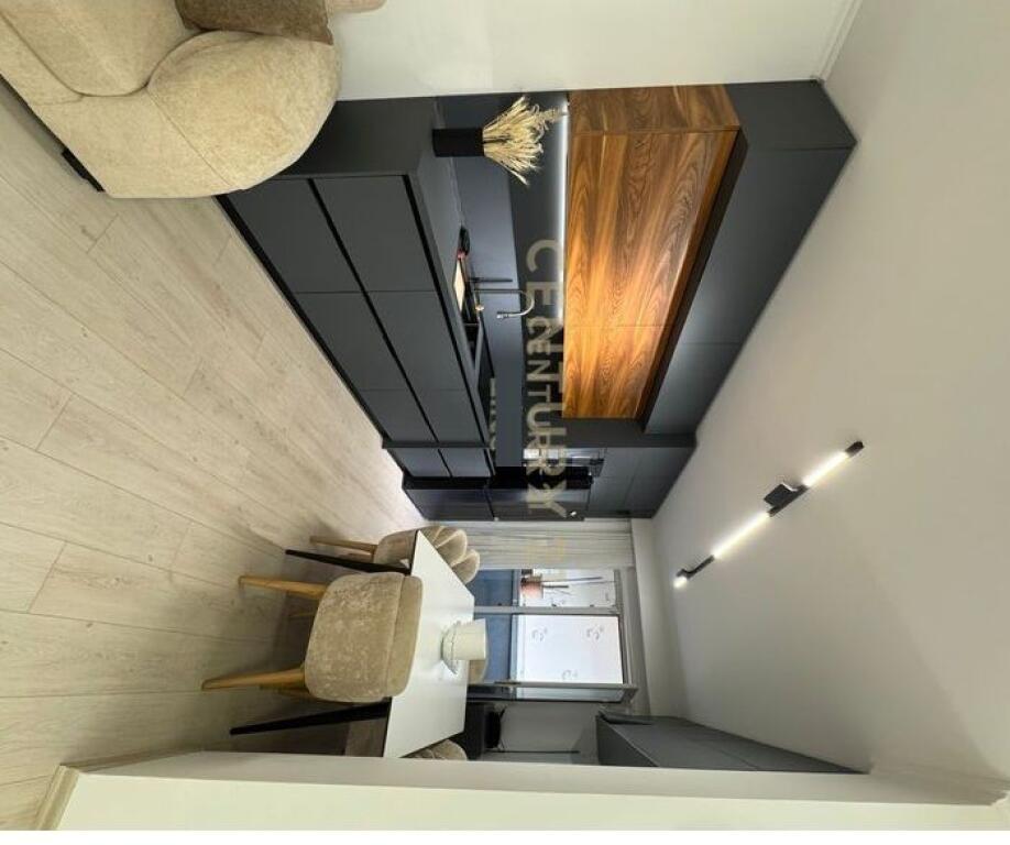 APARTMENT FOR RENT 2+1+2+GARAGE IN BRRYLI