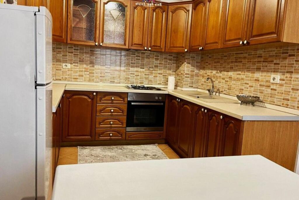 Apartament Me Qera 2+1 Ne Laprake (ID B2201696) Tirane