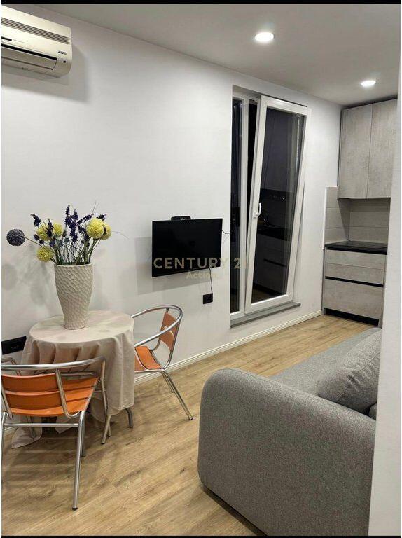 STUDIO FOR RENT, FORMER ELECTRIC MARKET!