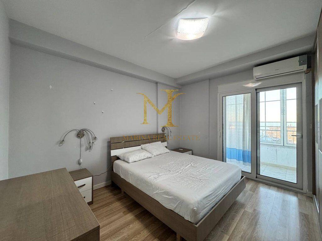 Jepet me qera apartament 2+1 Durres, Vollga me pamja nga deti